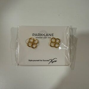 Park Lane Gold “clover” Earrings